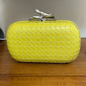 Small line green purse